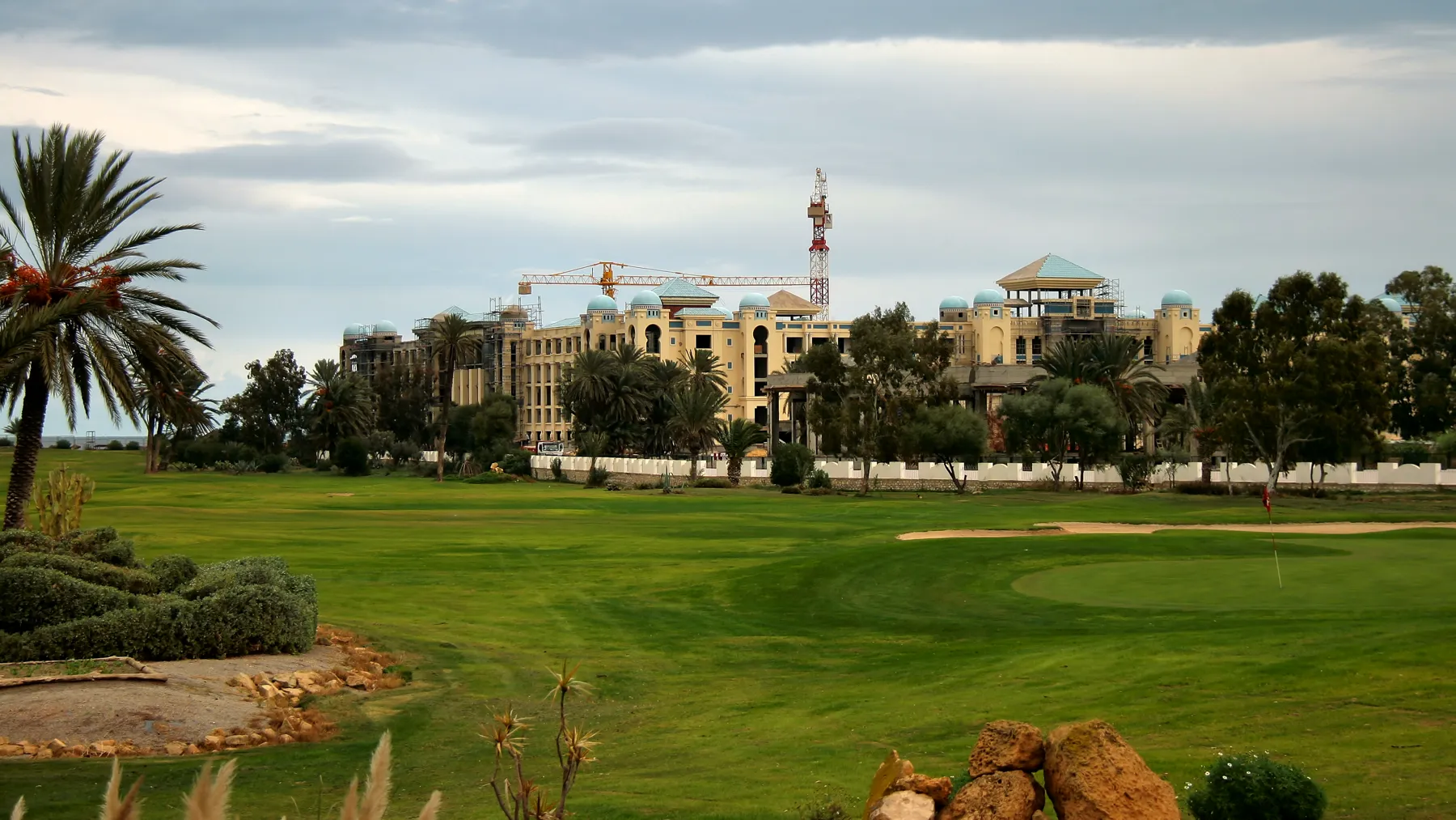 Golf d'El Kantaoui bordé de palmiers